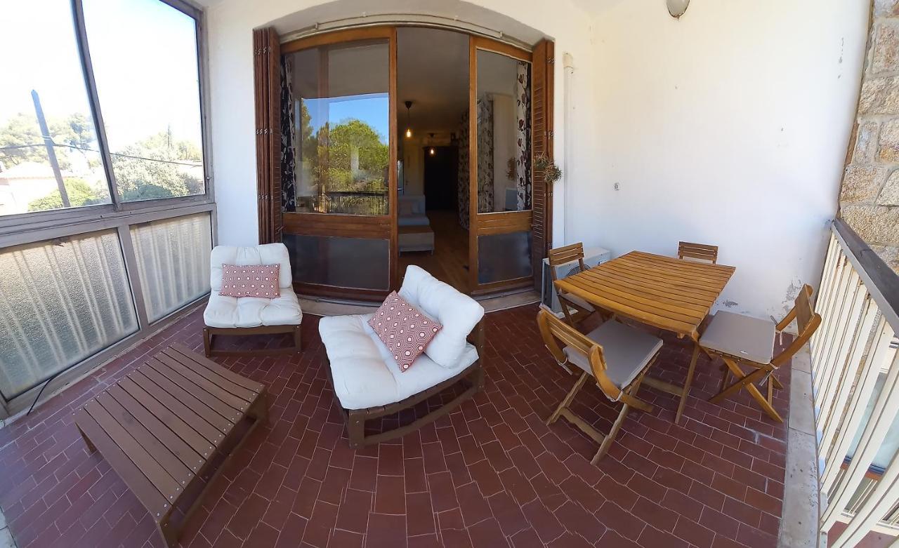 Loft Climatise "La Pinede", 50 M2, Tres Calme, 5 Mn A Pied Des Plages, Lit King Size La Seyne-sur-Mer Eksteriør bilde